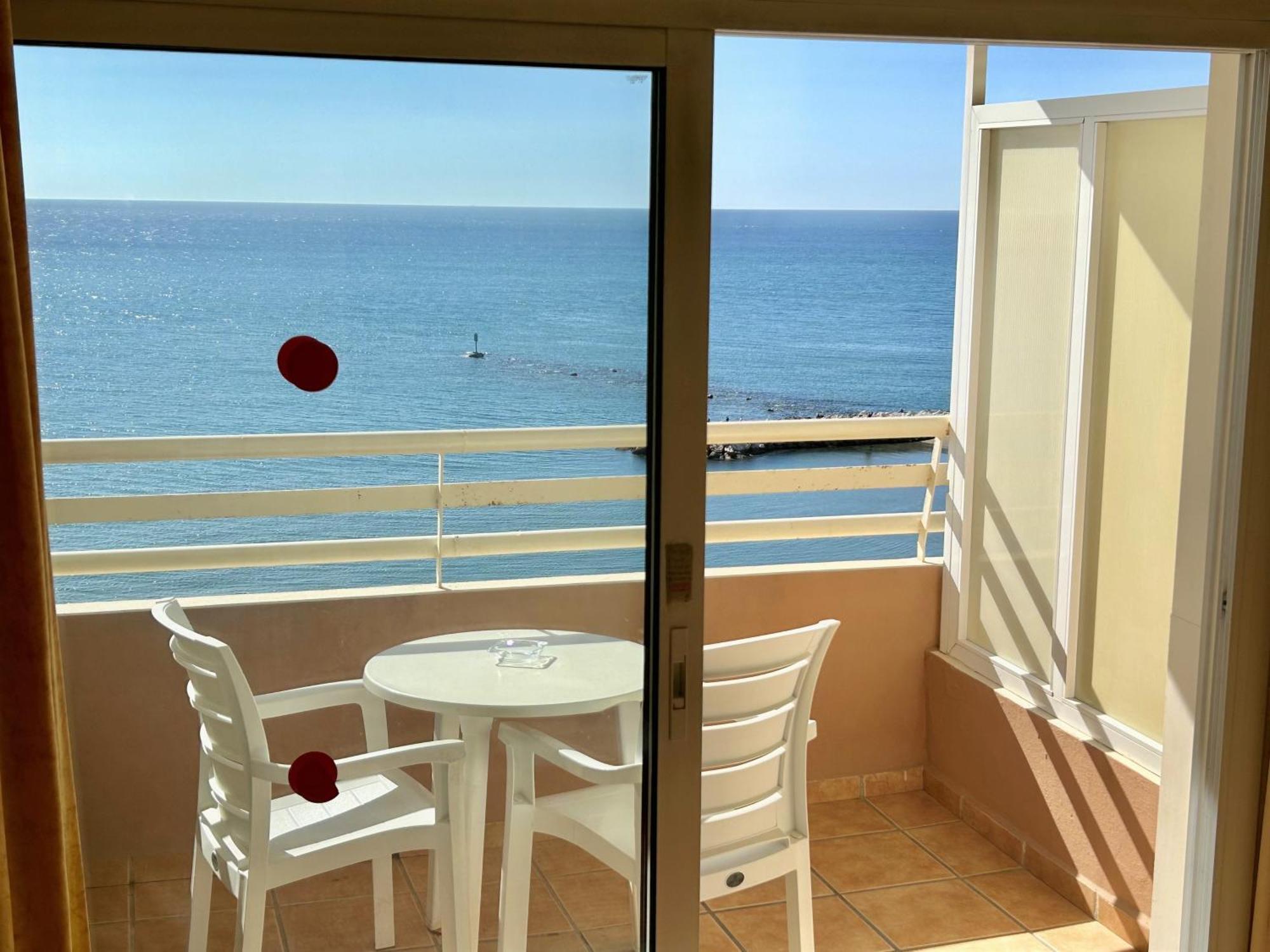 Stella Maris Estrella Del Mar Ecobeach Фуэнхирола Экстерьер фото